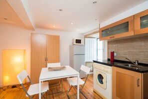 都會公寓, 1 間臥室 (3) | 房內用餐區