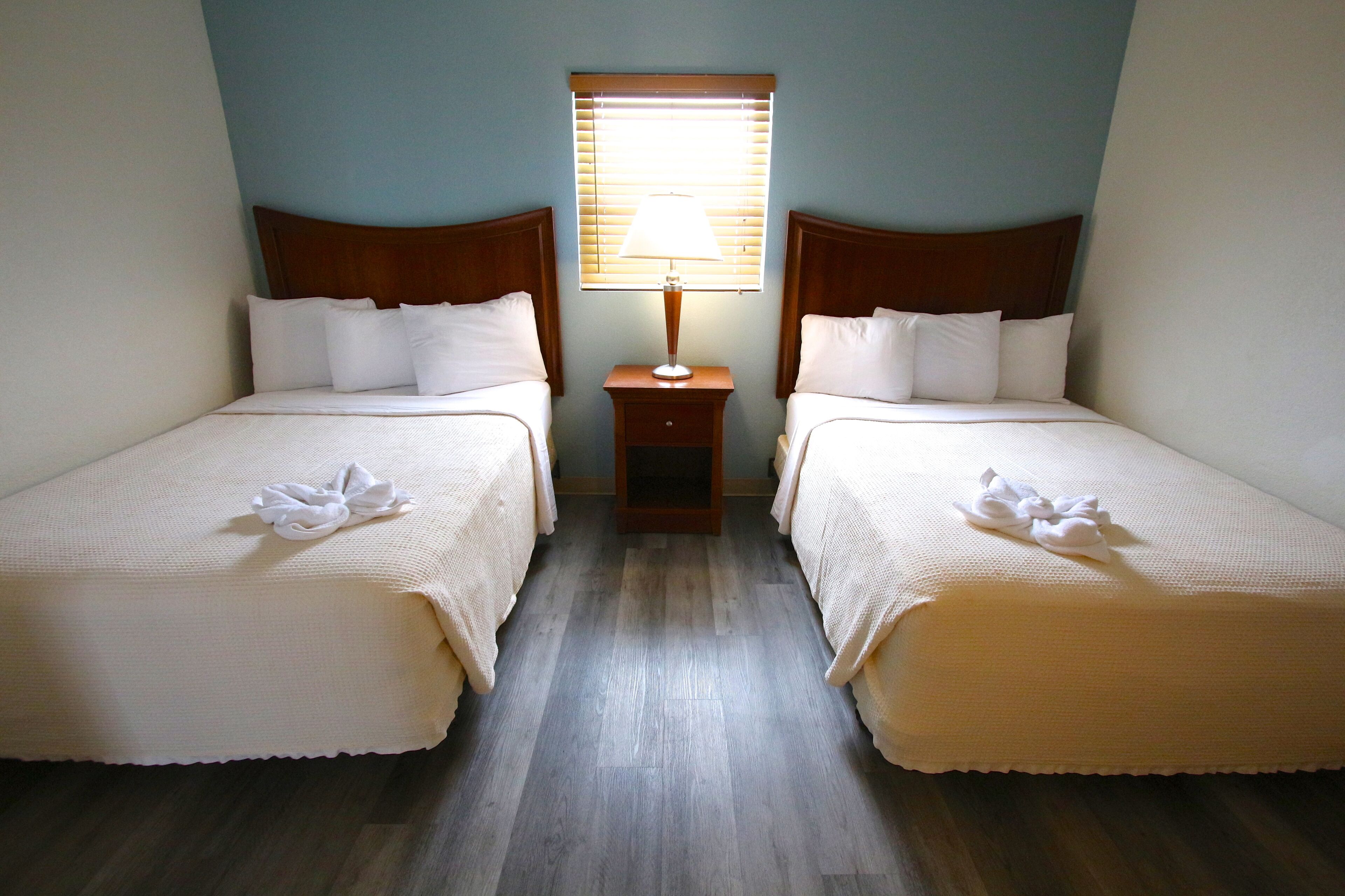 pool/oceanview 1 bedroom non-efficiency suite | 1 bedroom, pillow-top beds, free wifi, bed sheets