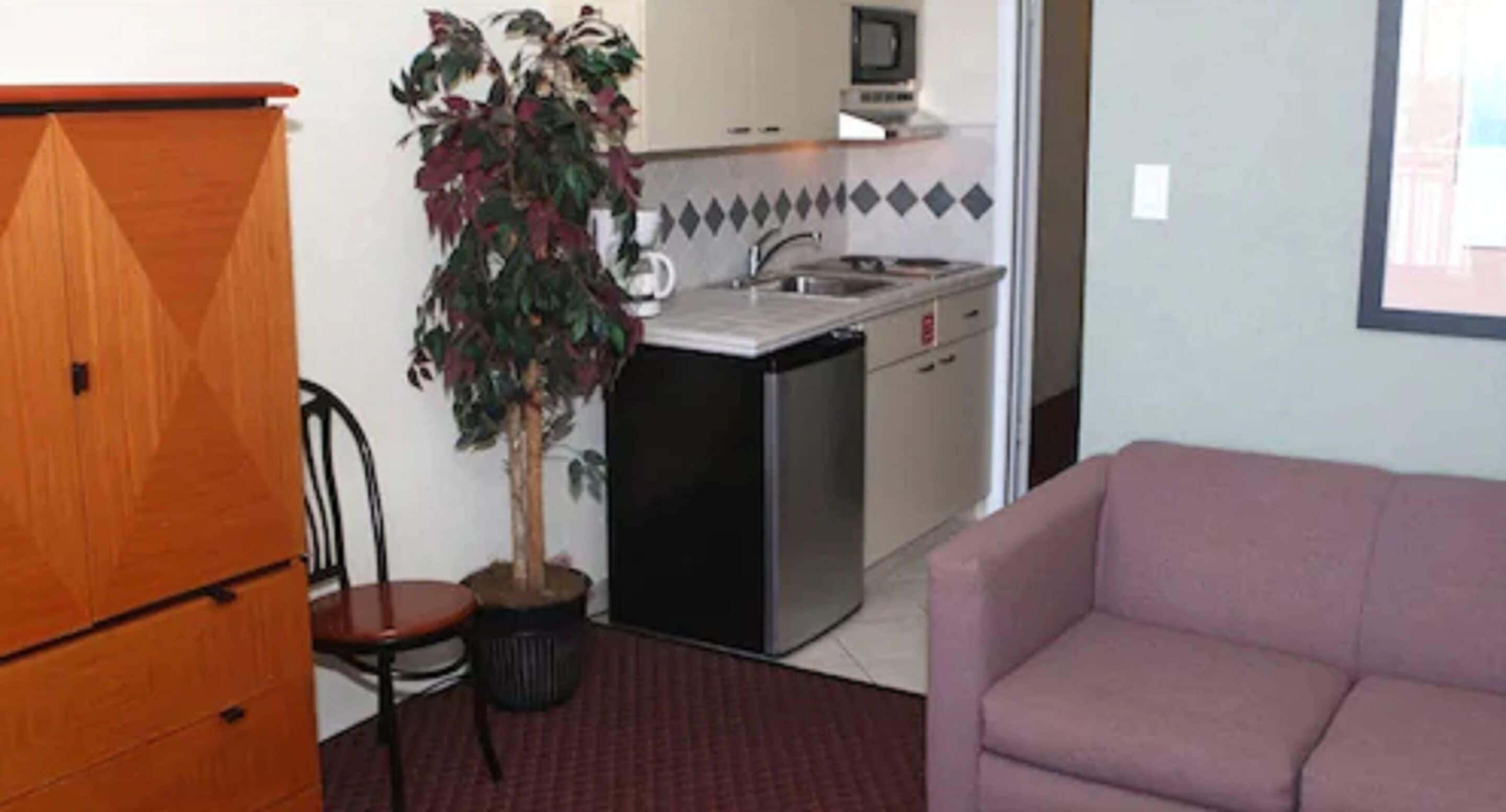 1 bedroom, pillow-top beds, free wifi, bed sheets