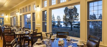 Lake Yellowstone Hotel And Cabins - Inside the Park