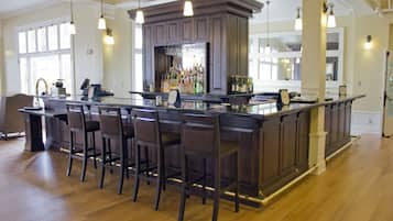 Bar (en el alojamiento)