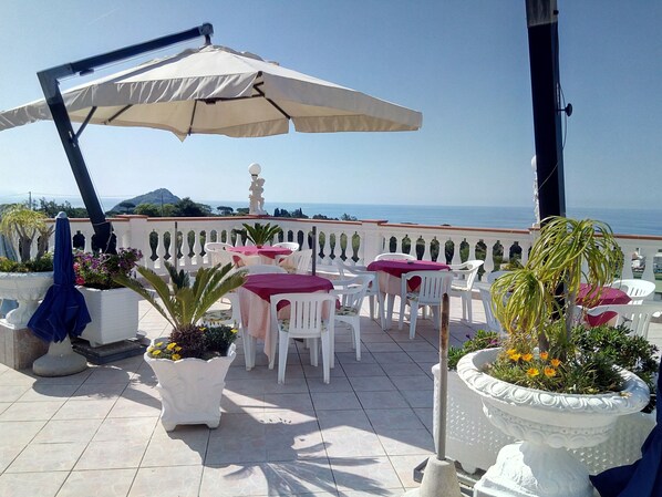 Servei de restauració a l'aire lliure
