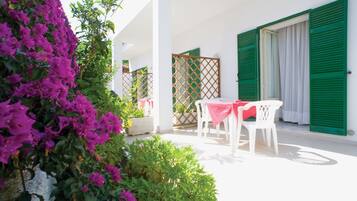 Chambre Triple | Balcon