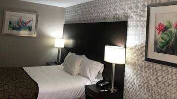 Blackout curtains, soundproofing, free WiFi, bed sheets