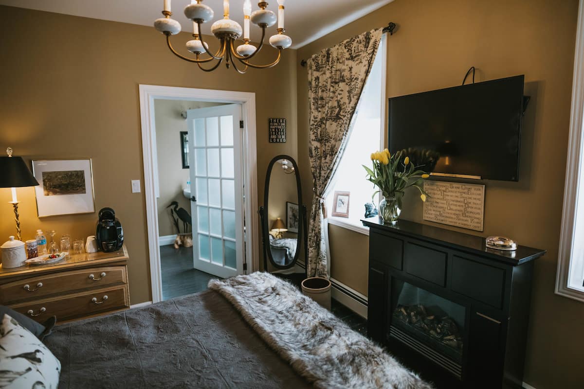 Suite (The McNab)