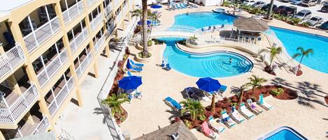 2 outdoor pools, sun loungers