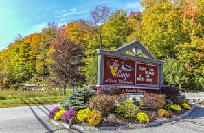 Property entrance - The Village of Loon Mountain (Lincoln)