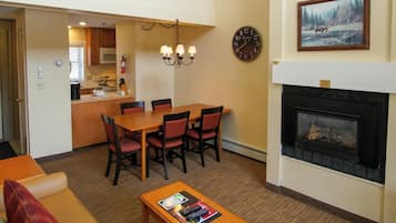 Loft, 2 Bedrooms, Non Smoking, 2 Bathrooms | Living area