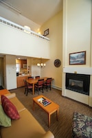Loft, 2 Bedrooms, Non Smoking, 2 Bathrooms | Living area | TV, DVD player