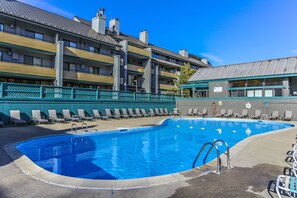 2 indoor pools, seasonal outdoor pool - The Village of Loon Mountain (Lincoln)