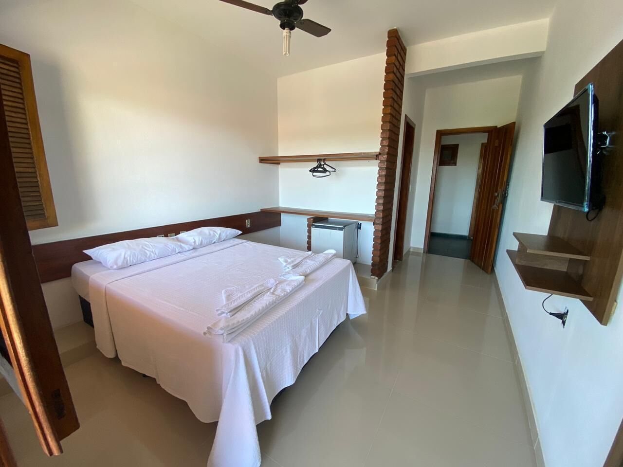 Camera Deluxe, 1 letto matrimoniale | Minibar, ferro/asse da stiro, Wi-Fi gratuito
