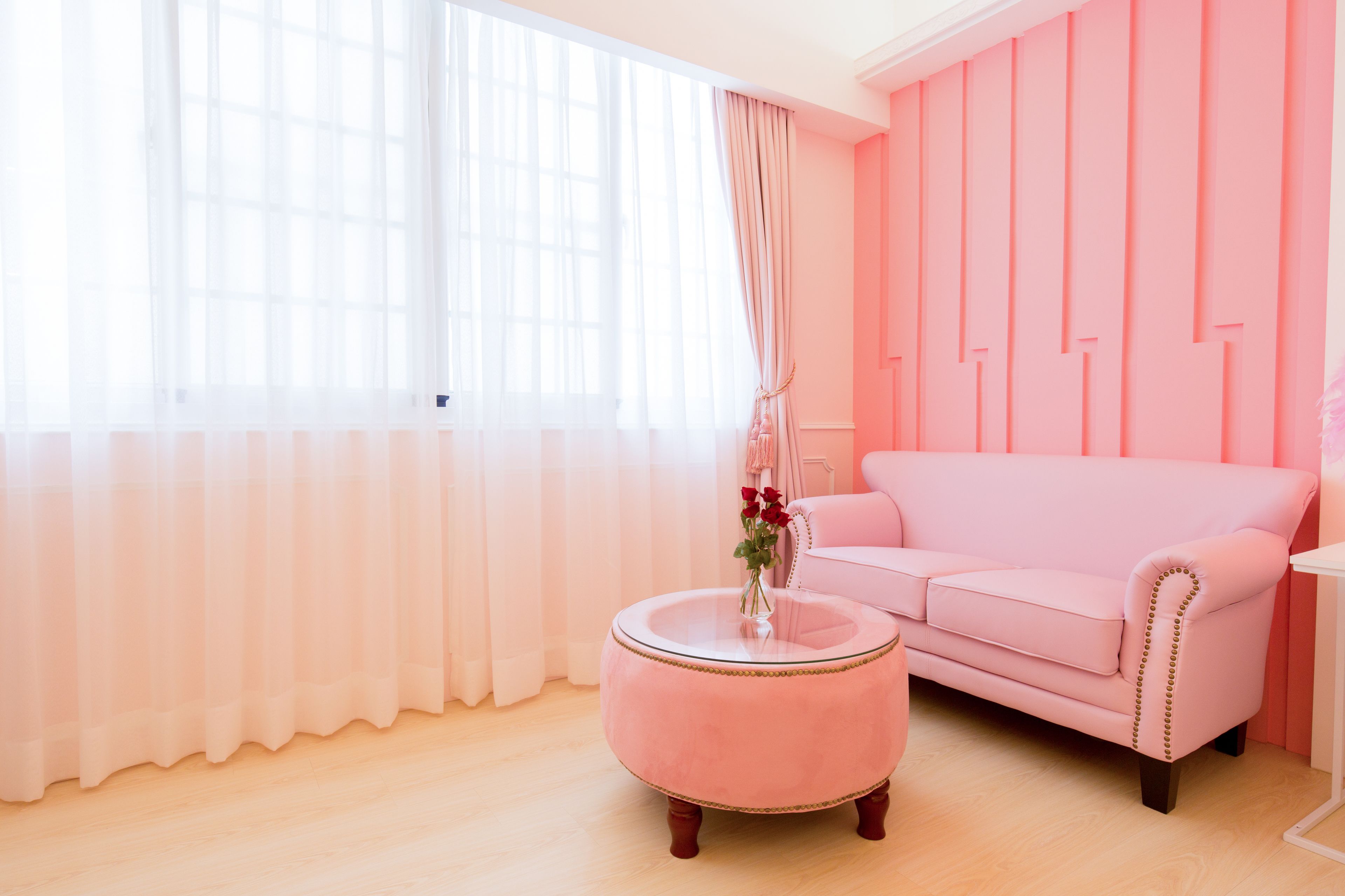 standard double room | living area | 42-inch led tv with cable channels, tv