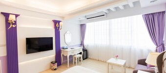 Welcome The Sun Enjoy The Moon