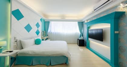 Welcome The Sun Enjoy The Moon