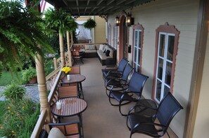 Terrace/patio - The Ocean Plaza (Ocean Grove)
