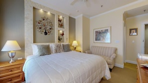 Deluxe-rum - 1 kingsize-säng - privat badrum (Deluxe King Room) | Sängtillbehör av högsta kvalitet, individuell inredning och unika möbler