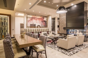 Exterior - Holiday Inn Portland West - Hillsboro by IHG (Hillsboro)