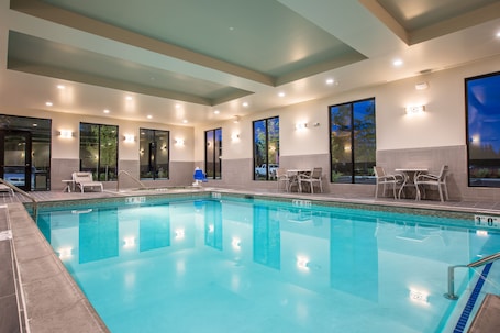Indoor pool. Holiday Inn Portland West - Hillsboro by IHG