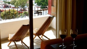 Premier Suite, 1 Queen Bed, Hot Tub, Lake View | Terrace/patio - Hotel Puesta del Sol (Valle de Bravo)