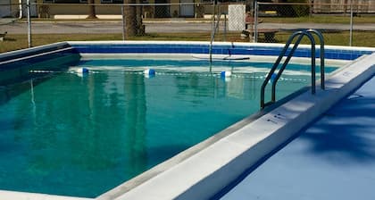 Withlacoochee Motel