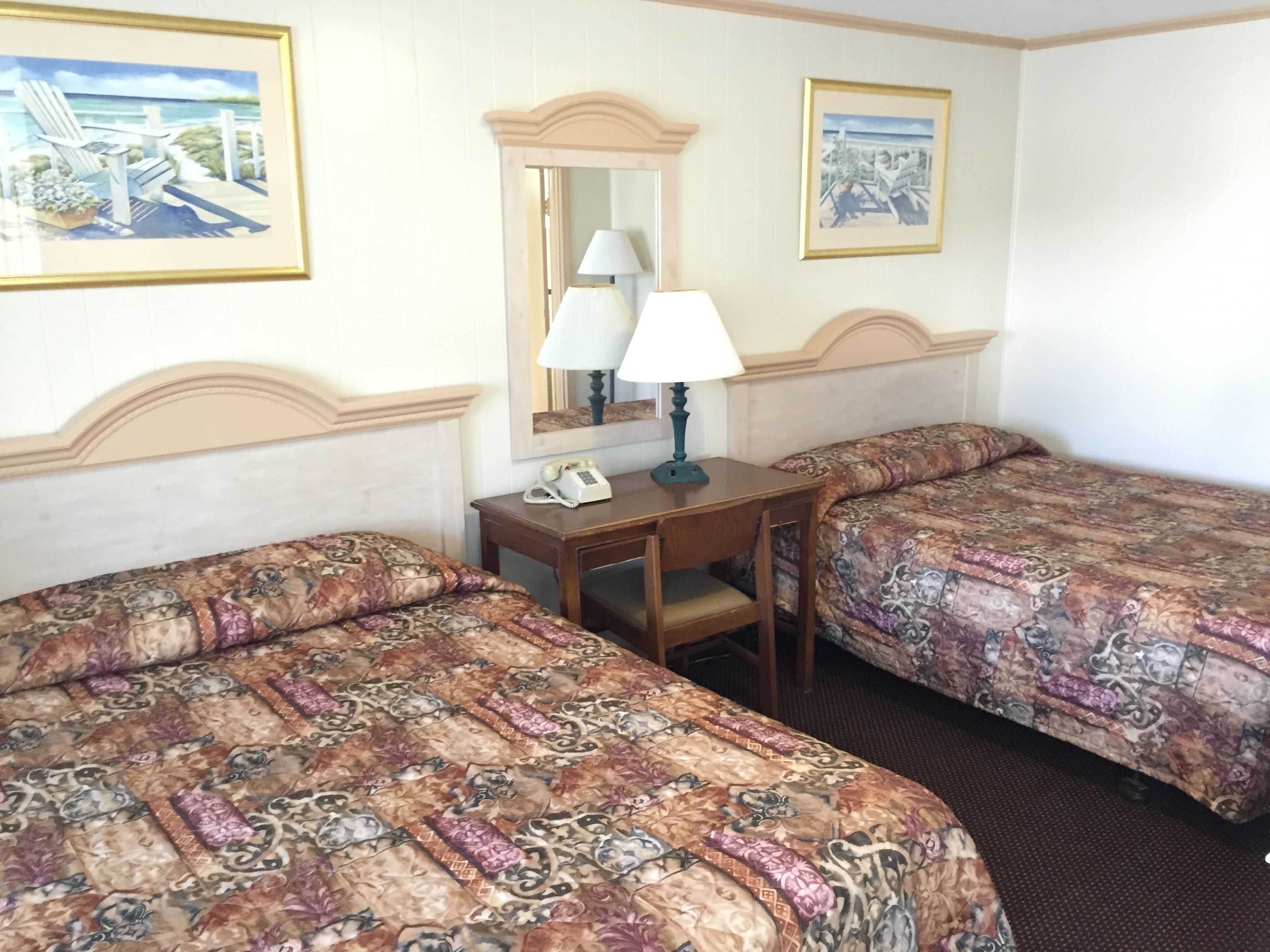 Iron/ironing board, free WiFi, bed sheets