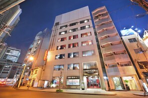 Exterior detail - Khaosan World Namba (Osaka)