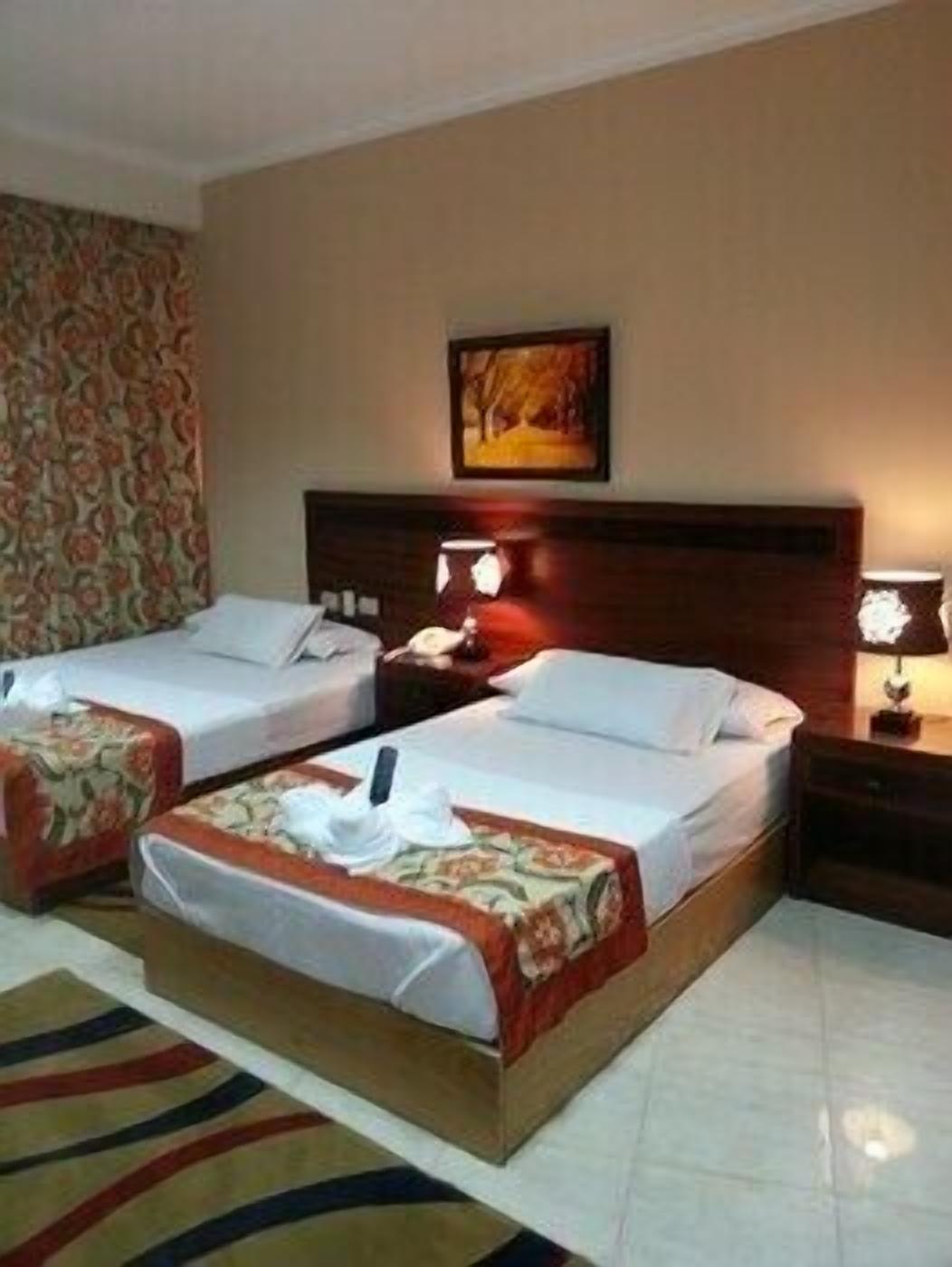 Ropa de cama de alta calidad y minibar 