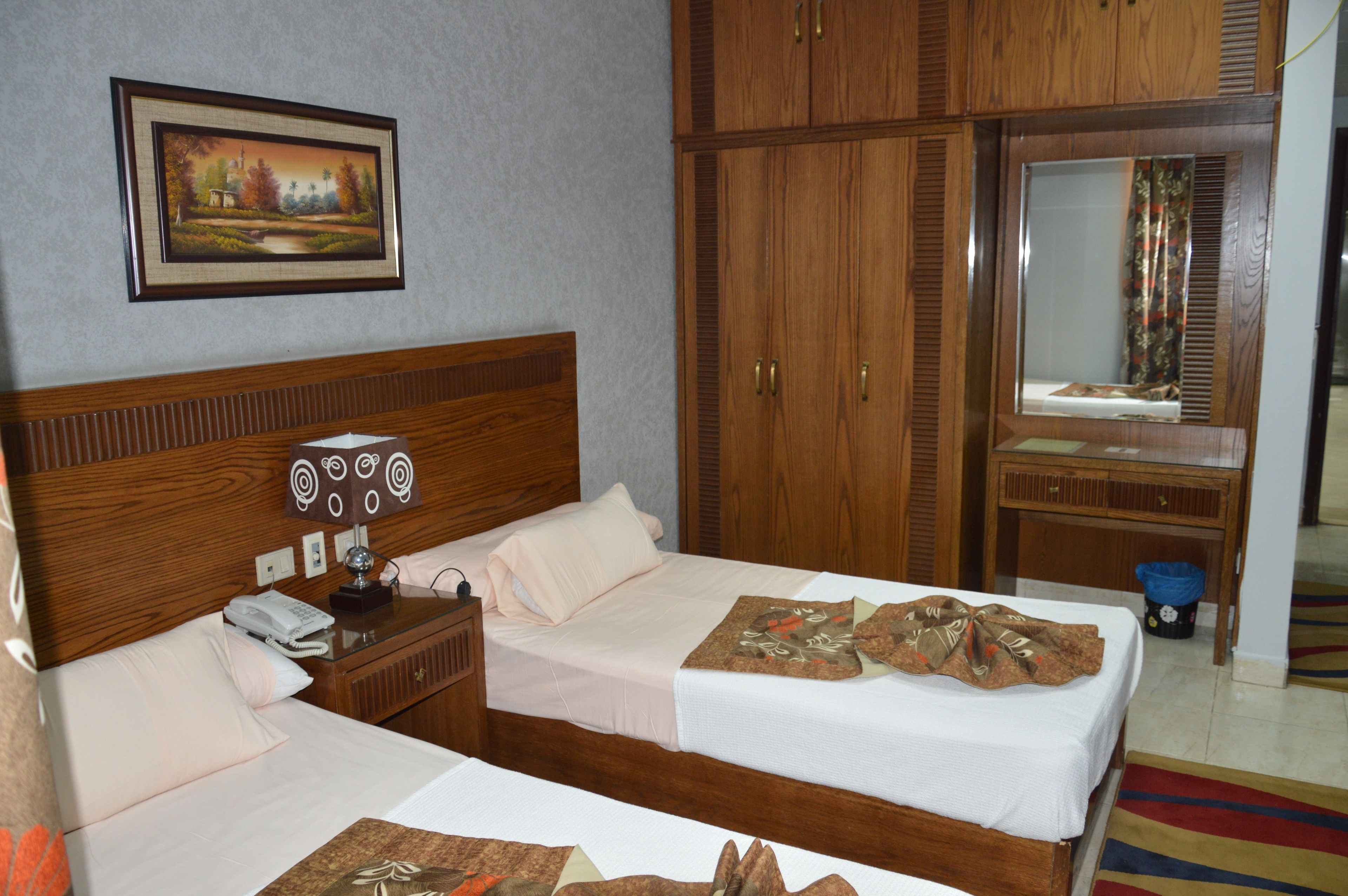 Ropa de cama de alta calidad y minibar 