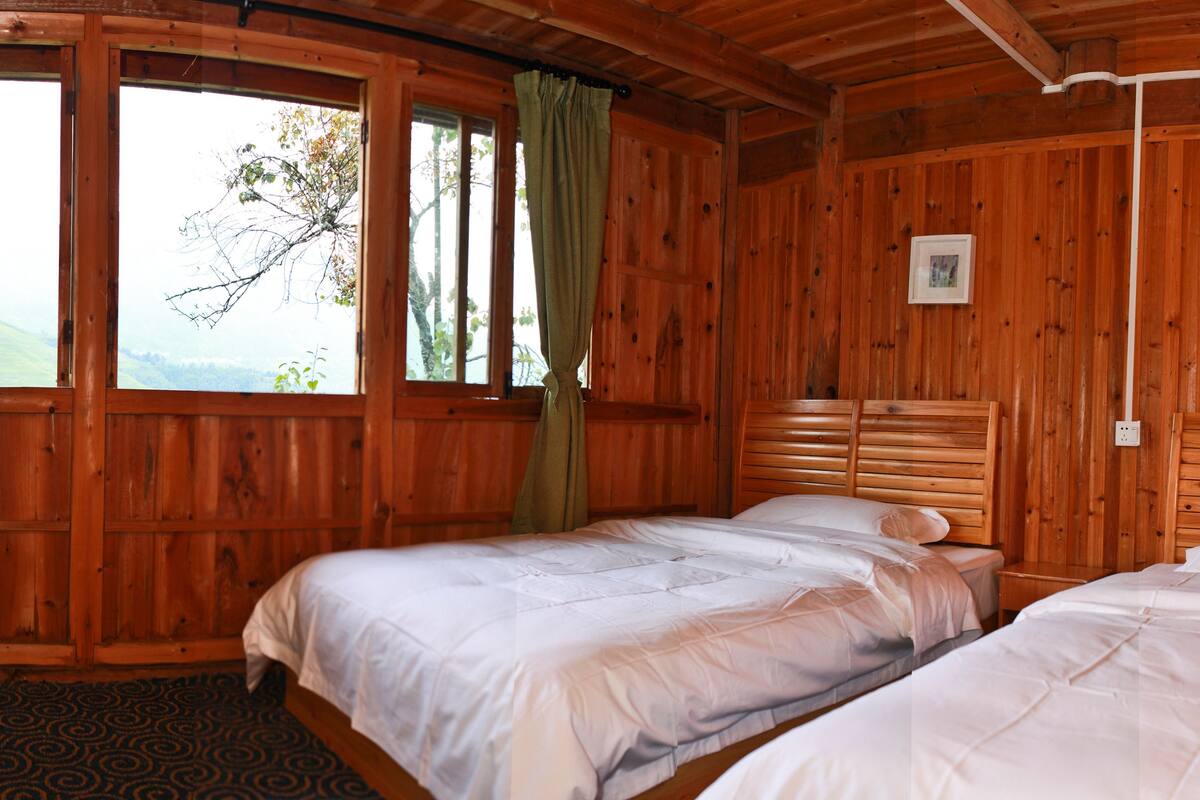 Basic Twin Room, 2 Single Beds | Desk, free WiFi