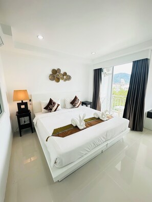 In-room safe, free WiFi - J and N Mansion 2 (Patong)