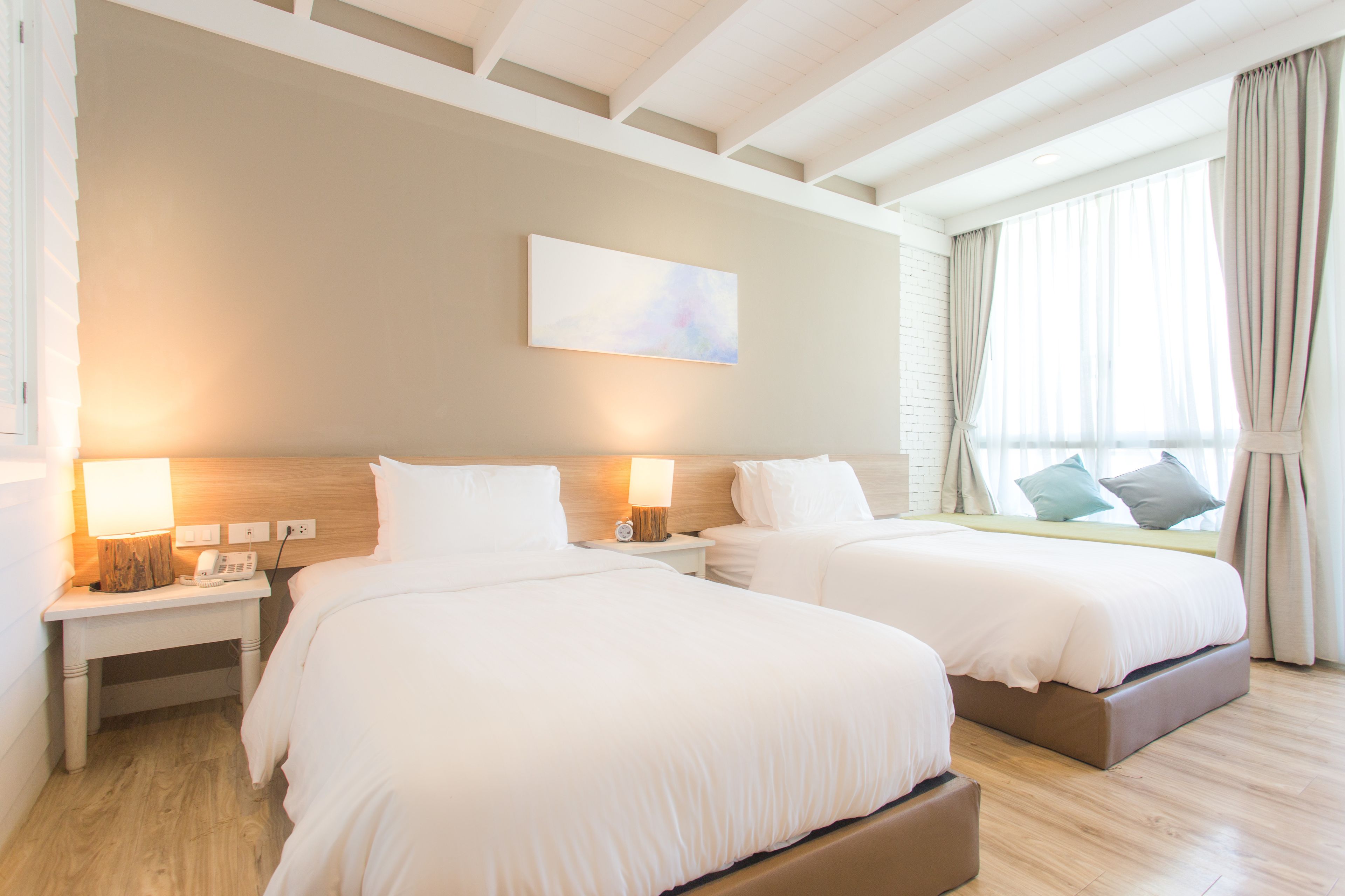 deluxe twin room, 1 bedroom | minibar, desk, blackout curtains, free wifi