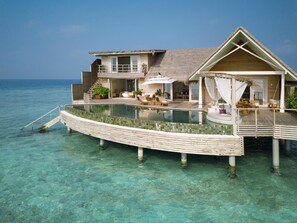 1 bedroom, Egyptian cotton sheets, premium bedding, pillowtop beds