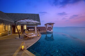 Ocean Residence | Infinity pool | Outdoor pool, pool umbrellas, sun loungers