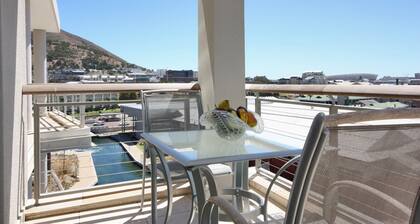 702 Canal Quays
