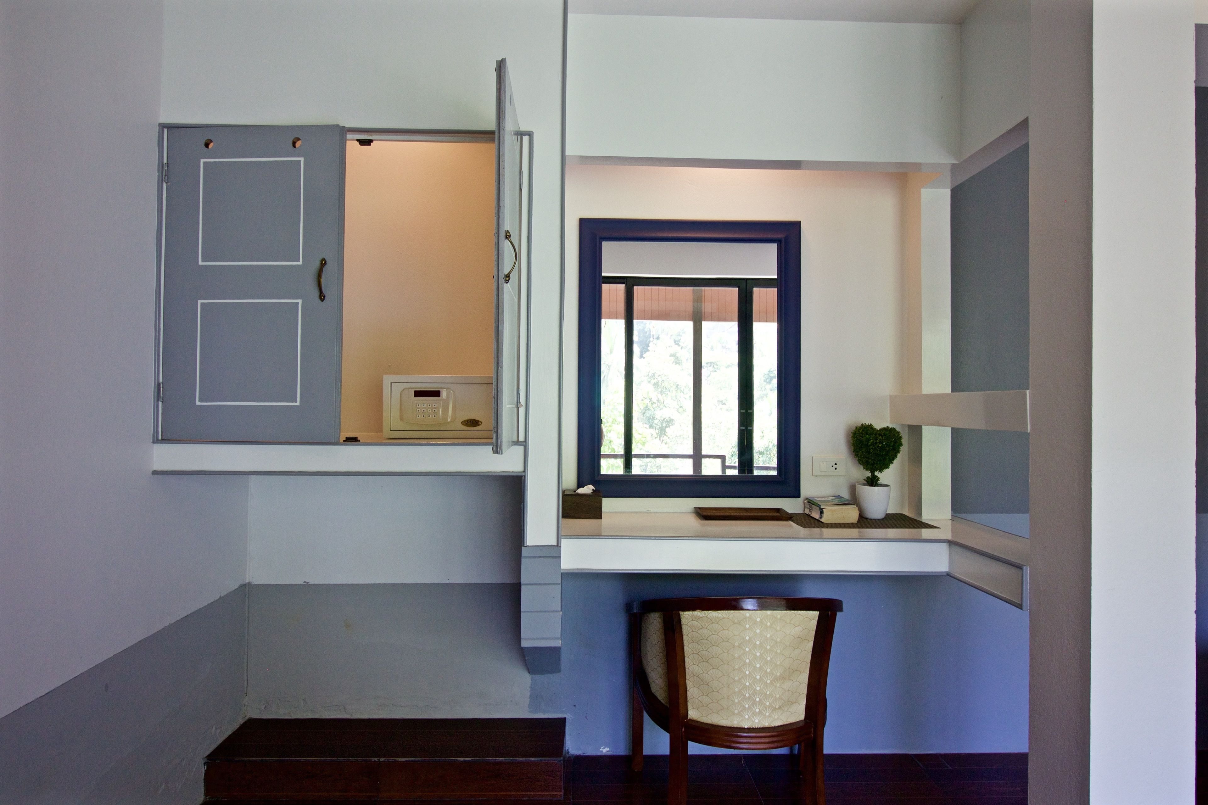 garden villa - 2 single beds | in-room safe, individually decorated, desk, blackout curtains