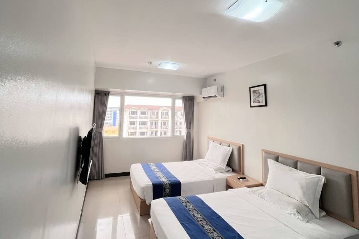 Camera Deluxe | 1 camera, biancheria da letto di alta qualità, una scrivania, lenzuola
