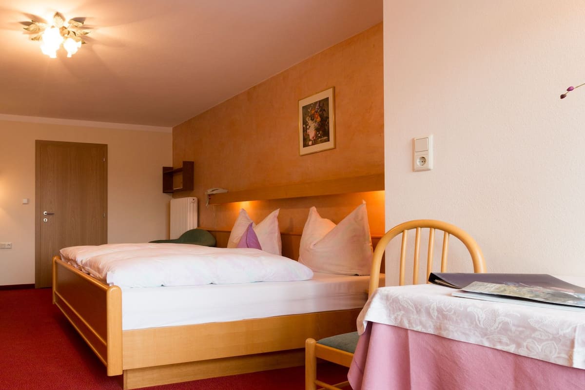 Luxe beddengoed, donzen dekbedden, pillowtop-bedden