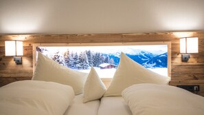 Comfort Room, Balcony (Typ C) | Premium bedding, down comforters, pillowtop beds, in-room safe - Hotel & Apart Central (Fuegen)