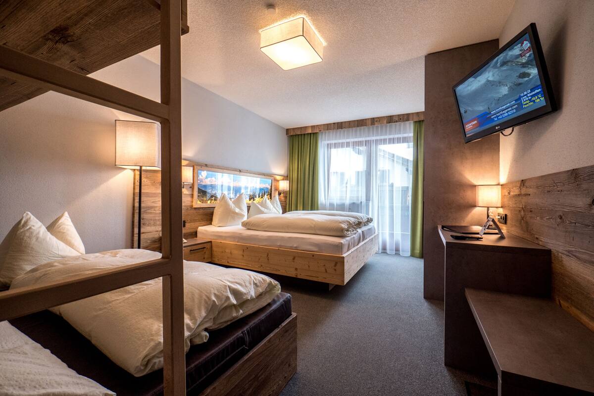 family room, 2 bedrooms (typ a) | premium bedding, down duvets, pillow-top beds, in-room safe