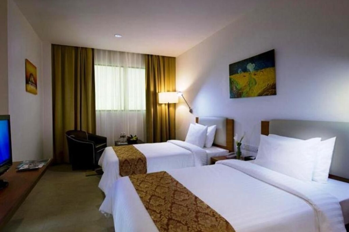 In-room safe, desk, laptop workspace, iron/ironing board (on request)