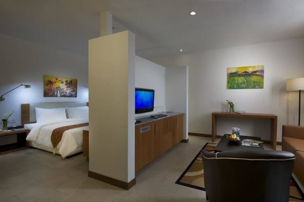 In-room safe, desk, laptop workspace, iron/ironing board
