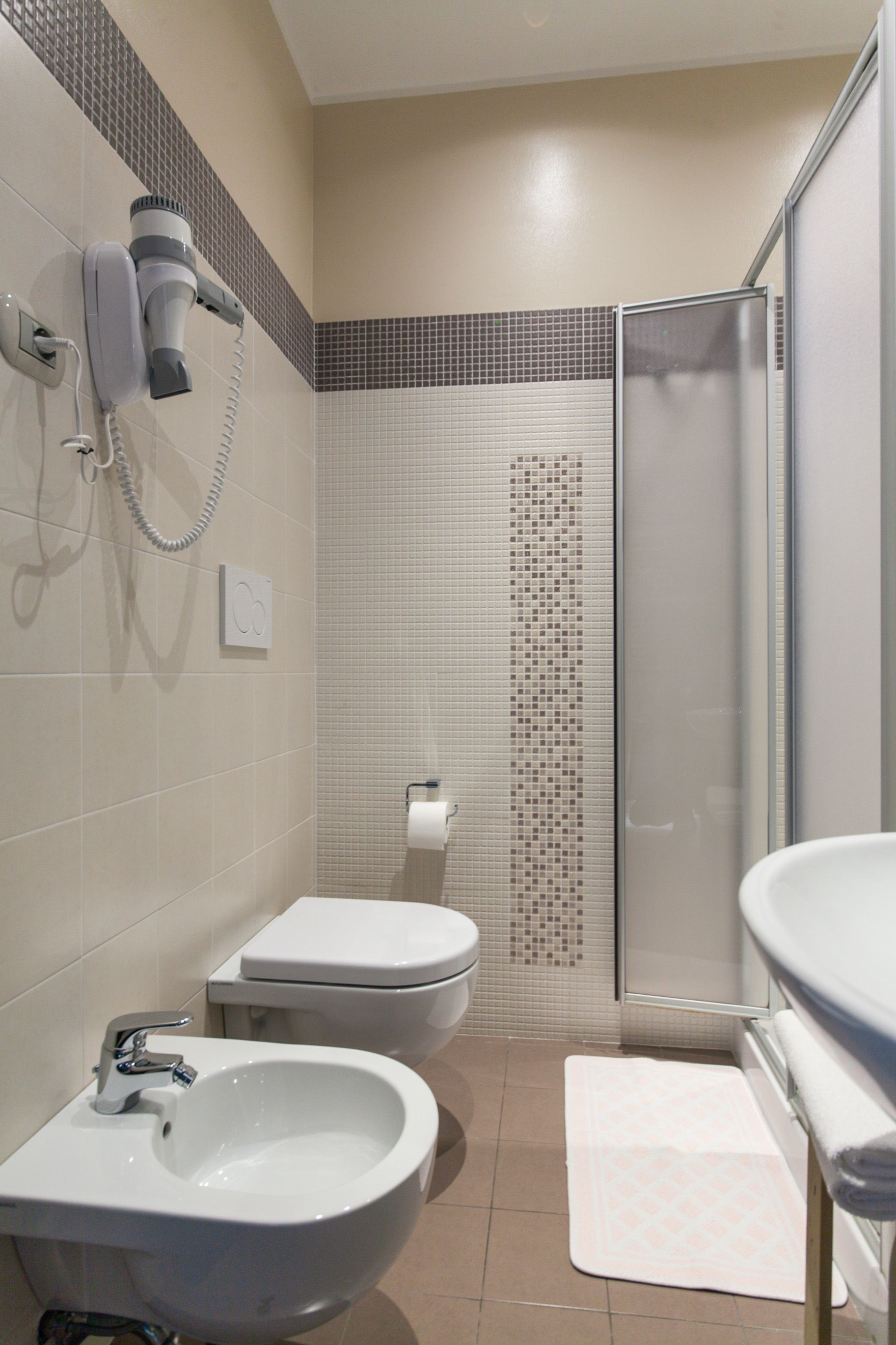 Photo - La Grotta Hotel