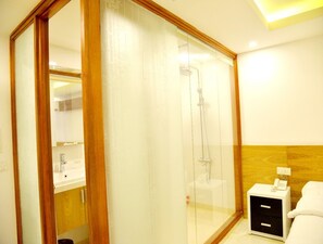 Ducha y cabezal de ducha tipo lluvia