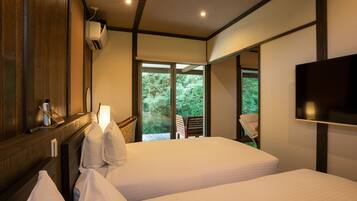 Japanese Western Style Room(10 Tatami-mats) with Private Opan-air Bath, Annex , Mountain View