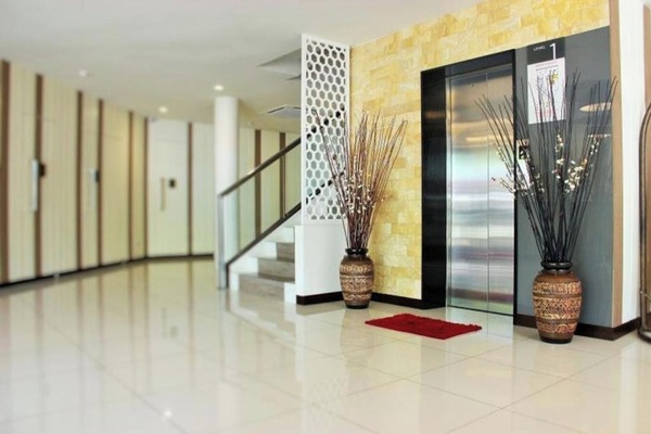 Elevator