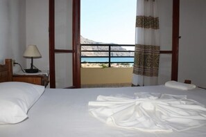 Apartment, 2 Schlafzimmer | Schreibtisch, kostenlose Babybetten, kostenloses WLAN