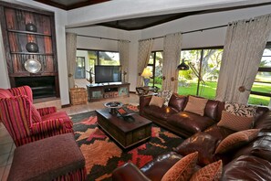 Presidential Villa | Living area