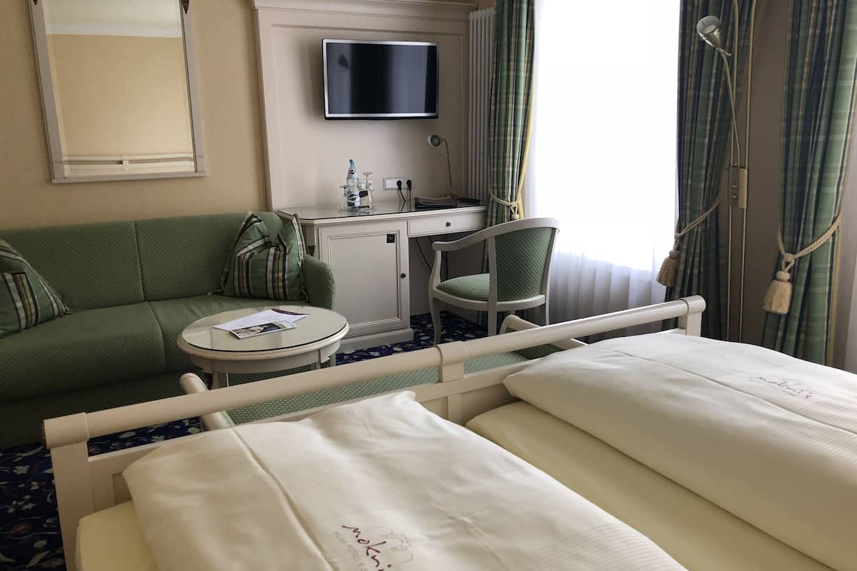 luxury double room (rossini) | minibar, in-room safe, desk, blackout curtains