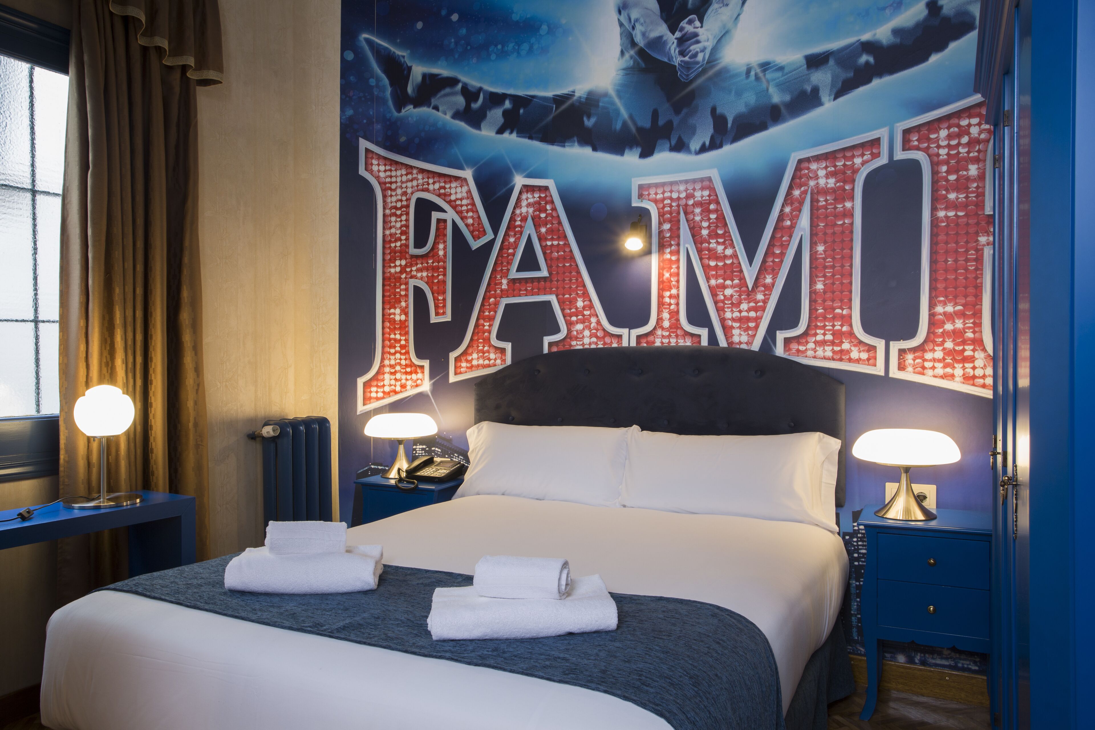 individually decorated, individually furnished, desk, laptop workspace