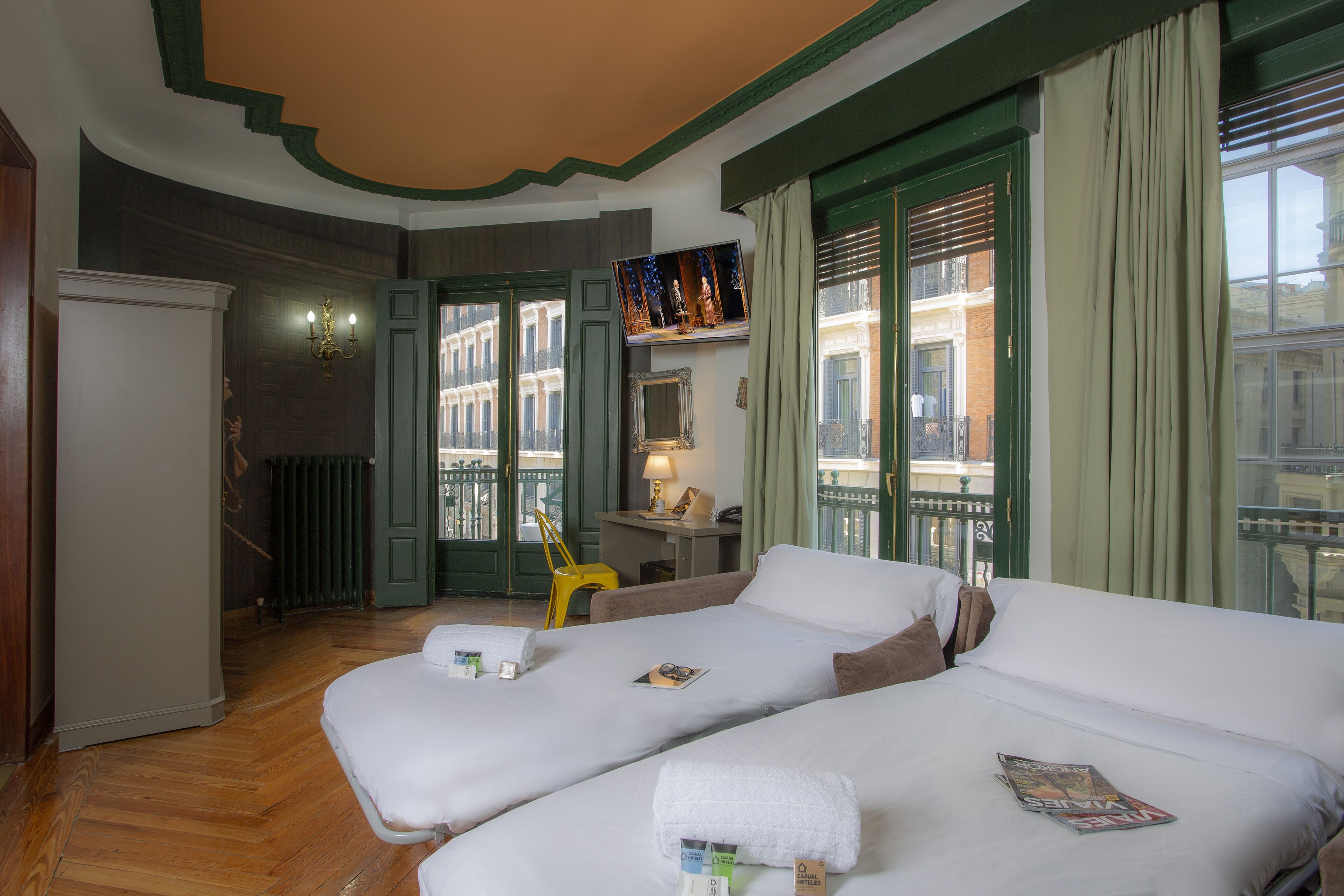 quadruple room | individually decorated, individually furnished, desk, laptop workspace